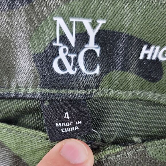 NWT- NY&C Camo High-rise Skinny Jeans - Picture 5 of 10
